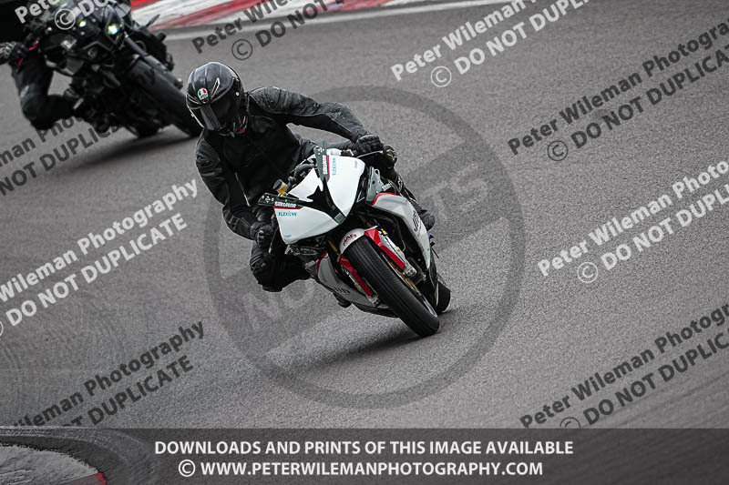 donington no limits trackday;donington park photographs;donington trackday photographs;estoril;event digital images;motorbikes;no limits;no limits trackdays;peter wileman photography;portugal;trackday;trackday digital images;trackday photos